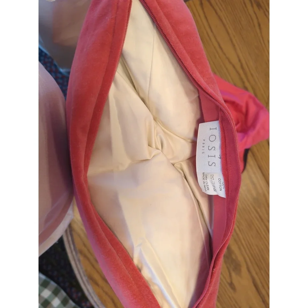 NWT Iosis Discontinued Yves‎ Delorme Decorative Pillow IMAGINE Pink Very Soft